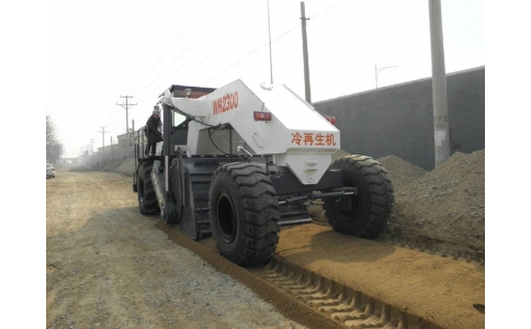 濟(jì)南冷再生機(jī)租賃，濟(jì)南灰土拌合機(jī)租賃